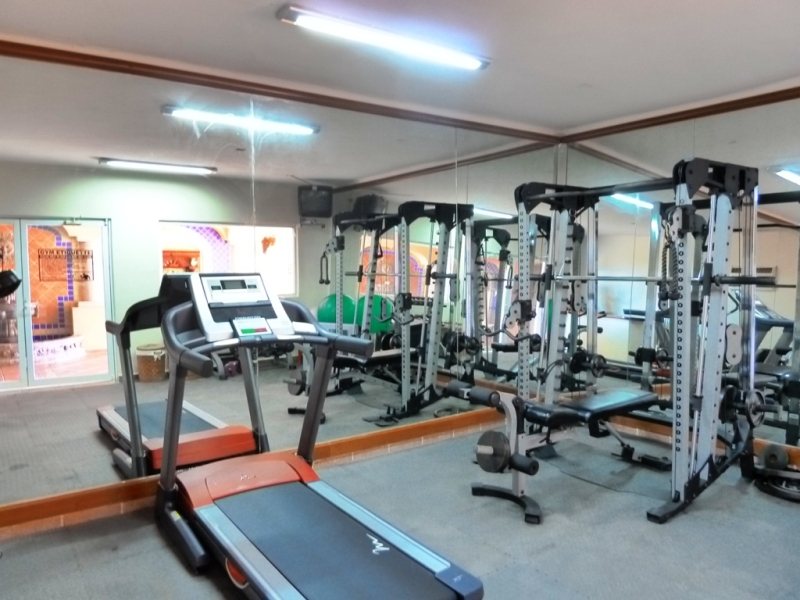 http://www.puertoaventurasrentals.com/custimages/QuintaLunaGym.JPG