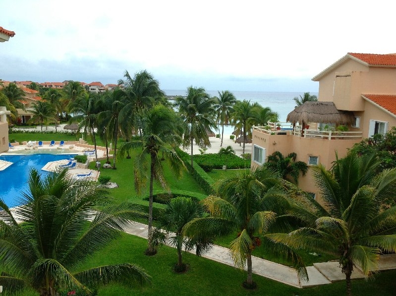 http://www.puertoaventurasrentals.com/custimages/puertoaventuras_CasaAmanecer19.jpg