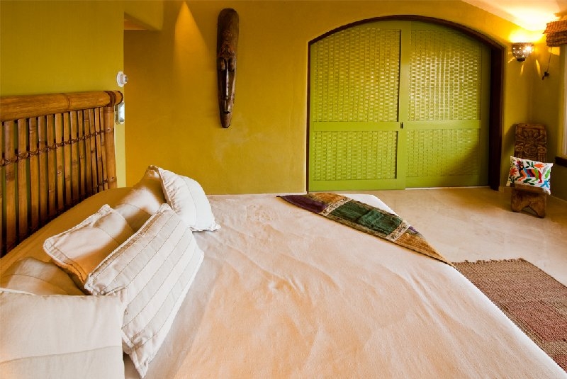 http://www.puertoaventurasrentals.com/custimages/puertoaventuras_casaamanecer22.jpg